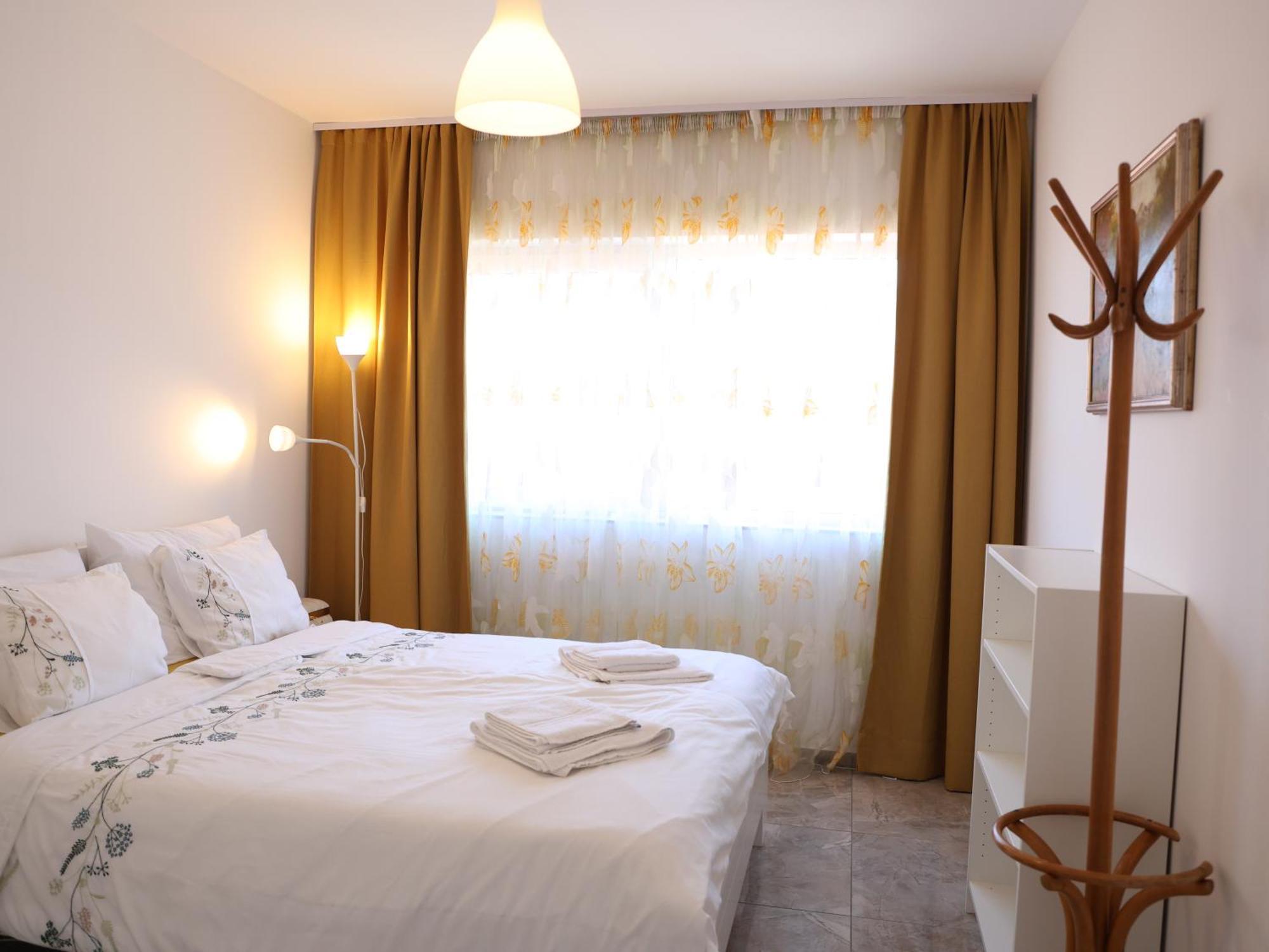 Appartement Lux House Olga à Ruma Extérieur photo