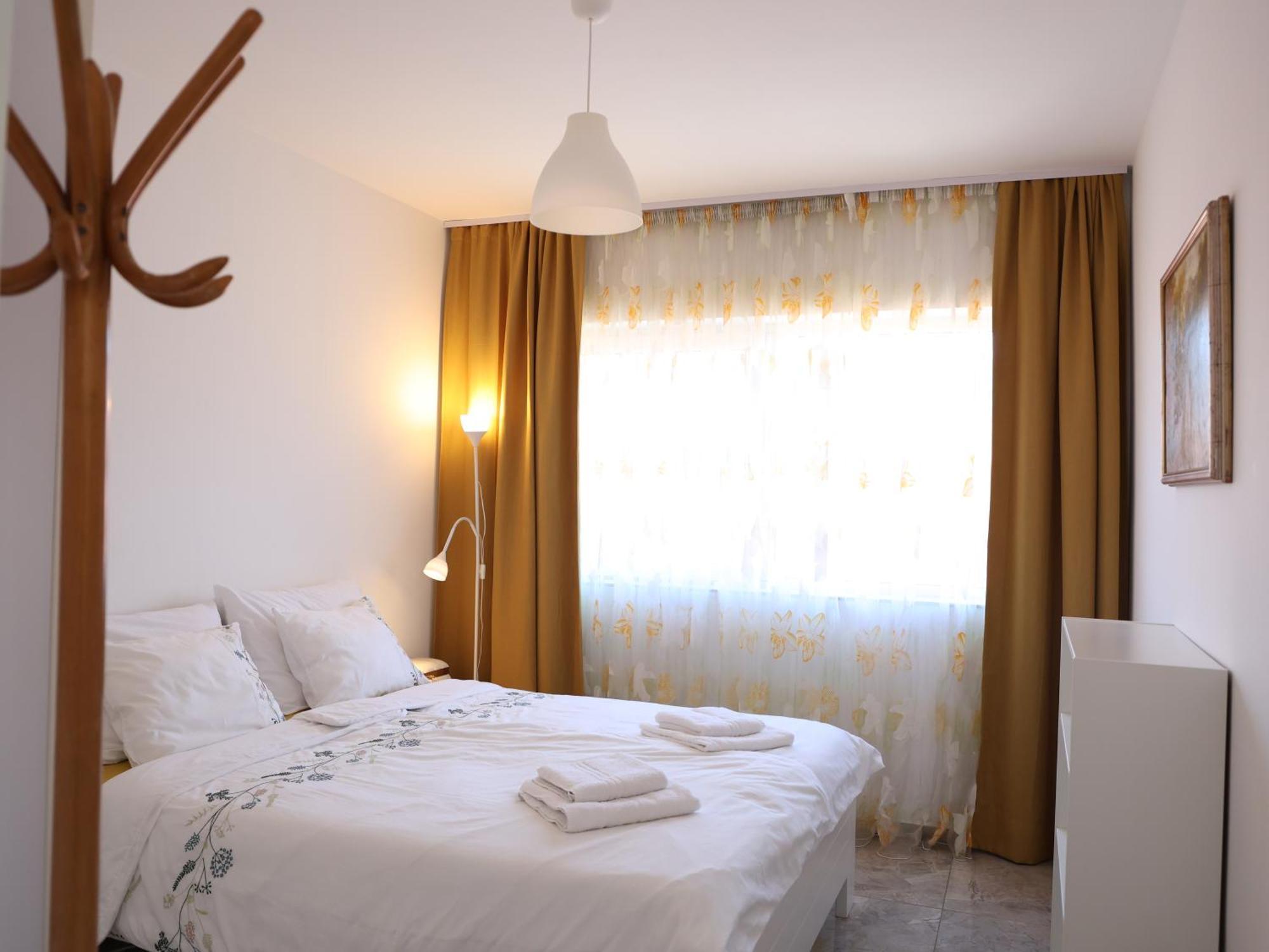 Appartement Lux House Olga à Ruma Extérieur photo