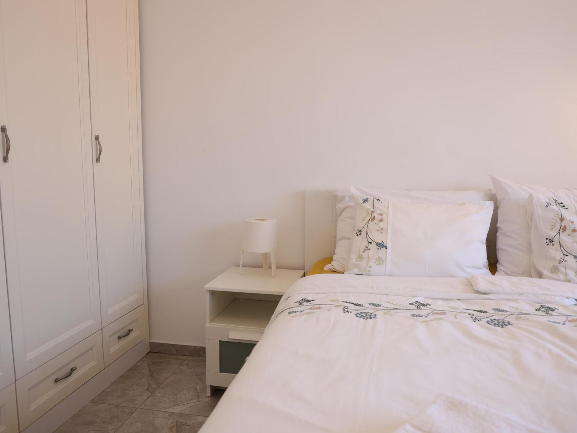 Appartement Lux House Olga à Ruma Extérieur photo