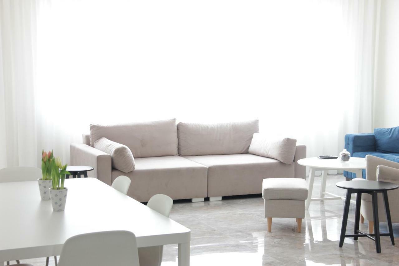 Appartement Lux House Olga à Ruma Extérieur photo